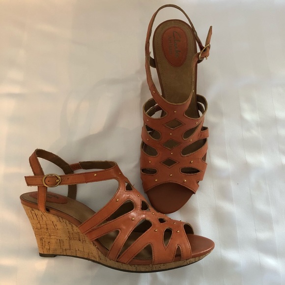 clarks artisan wedge